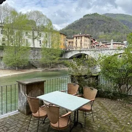 Lejlighed Sul Fiume Di *
