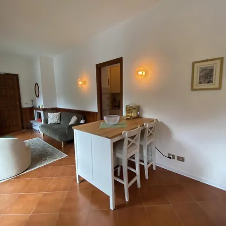 Sul Fiume Di Apartman *